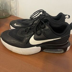 Women’s Nike Black and White Sneakers